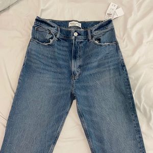 Abercrombie 90s Straight Ultra High Rise Jeans
